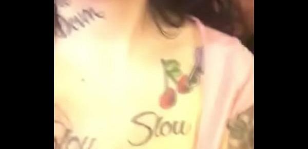  Sexy chilena tetona tatuada.... QUIEN ES